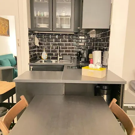 Lovely 35 M2 With Garden. 2/4 People *