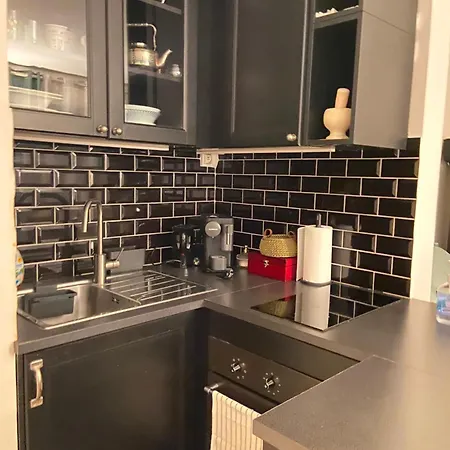 Lovely 35 M2 With Garden. 2/4 People Apartment *